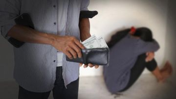 Según un estudio realizado por el Urban Institute, bandas criminales que antes se disputaban el negocio de las drogas ahora cooperan estrechamente en el de la prostitución.