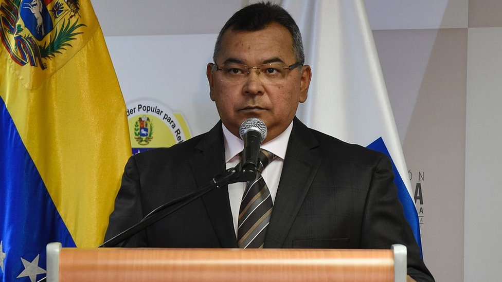 Venezuela busca avión con 9 personas a bordo siniestrado en el Mar Caribe