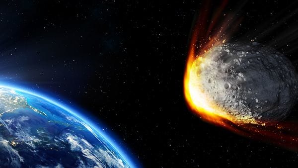 Aunque es poco probable que un meteorito caiga en el planeta, hay que tomar precauciones.