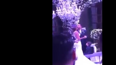 El peculiar beso que Messi le dio a Antonela Roccuzzo