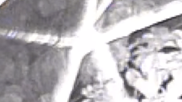 Momento en el que la víctima está siendo arrastrada.