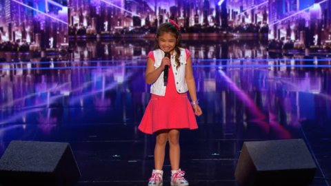 Angelica Hale sorprende con su voz