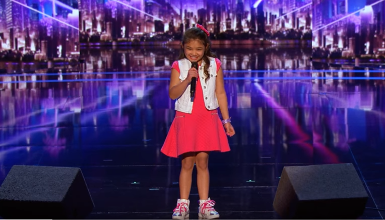 Una Niña De 9 Años Dejó Boquiabierto Al Jurado De Americas Got Talent La Opinión 