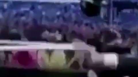 El presidente Trump "golpeando a CNN".