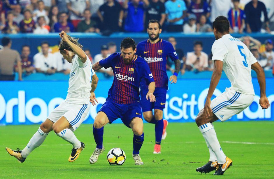 Real Madrid Vs Barcelona 2003 04