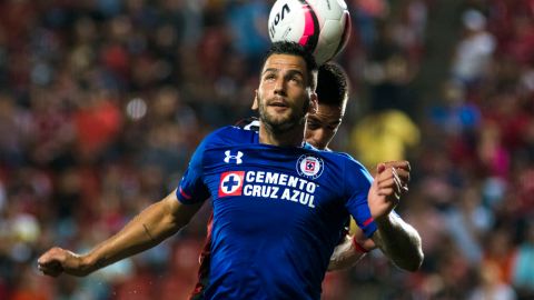 El refuerzo español Edgar Méndez convirtió los dos goles del Cruz Azul