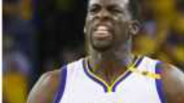 "¡No me defiendas compadre!". Gracias a Draymond Green Mayweather quedó expuesto por McGregor.