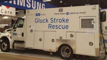 Una de las ambulancias que será parte de la flota del Programa de Rescate Gluck.