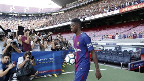 Ousmane Dembélé fue presentado oficialmente con el BarcelonaOusmane Dembélé fue presentado oficialmente con el Barcelona