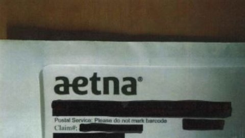 El sobre de la carta permitía ver la información confidencial de los pacientes de VIH.