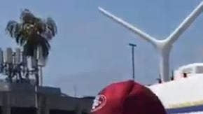 Manifestantes de Uber y Lyft en LAX.