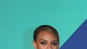 Fifth Harmony durante la alfombra roja.