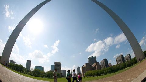 Missouri es peligroso para las personas de minorías, advierte NAACP.