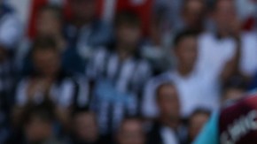 Javier "Chicharito" Hernández no pudo evitar la derrota del West Ham