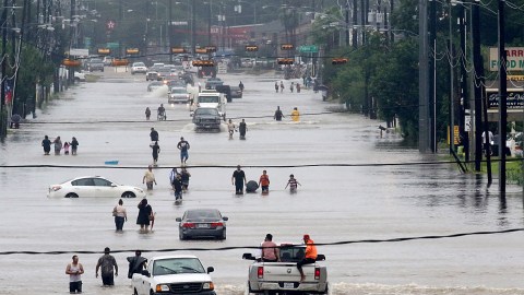 Calles inundadas tras el paso del huracán Harvey.