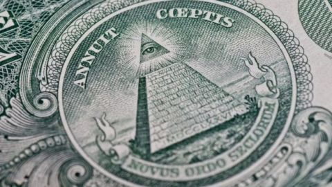 Algunos creen que en el billete del dólar estadounidense hay signos de la influencia de los illuminati.