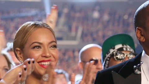 Jay-Z y la hermana de Beyoncé, Solange Knowles, tuvieron un pelea que fue captada por cámaras de seguridad en un elevador