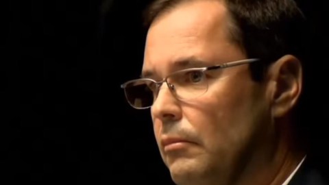 José Fernández fue arrestado por crímenes que supuestamente cometió entre 2009 a 2014.