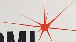 El cantante Larry Hernández está envuelvo en una gran polémica