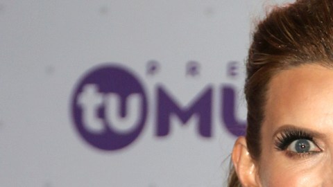 La actriz de telenovelas reveló que sus tres hermanos son gay