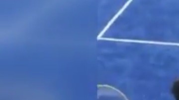 Rafael Nadal se resbaló jugando bádmiton