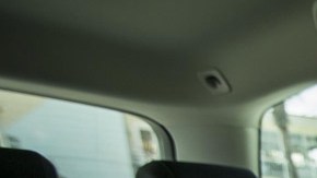 Las embarazadas deben usar el cinturón de seguridad