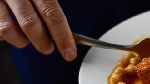 Cada año, $165,000 millones de dólares en comida se va a la basura.