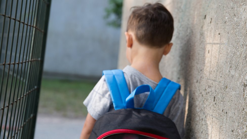 El polémico caso del niño con Asperger apartado de una clase en Argentina por presión de unas madres