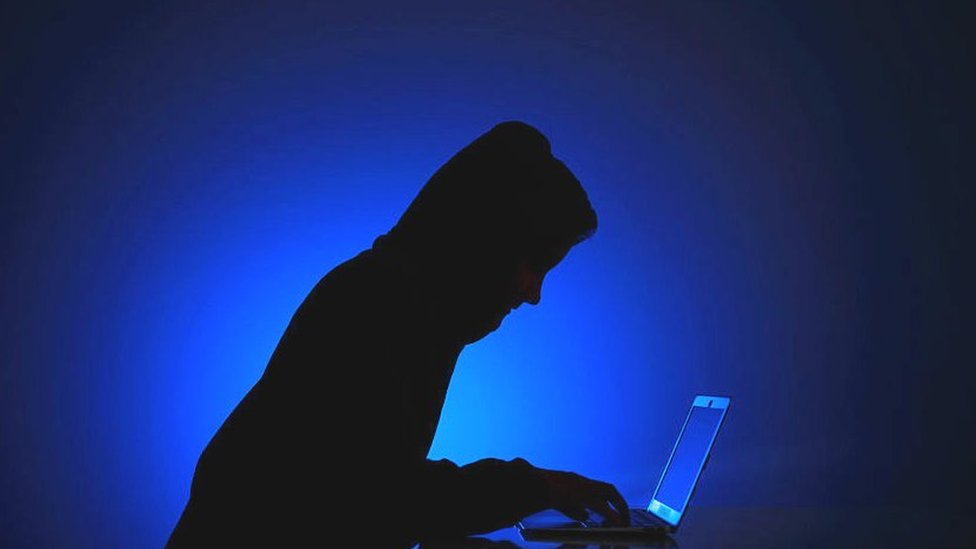 Los foros en internet  son populares entre los criminales. 