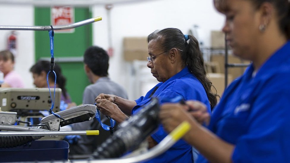 El pedido de mejora salarial que los sindicatos de EEUU hacen para los trabajadores de México
