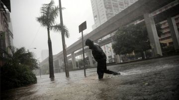 Donwtown Miami sufrió fuertes inundaciones