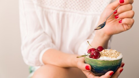 Una dieta baja en azúcares y alta en alimentos ricos en minerales ayuda a prevenir el cáncer.