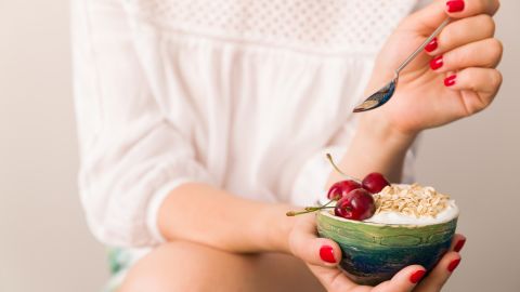 Una dieta baja en azúcares y alta en alimentos ricos en minerales ayuda a prevenir el cáncer.