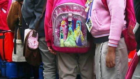 El acoso escolar puede conllevar una serie de comportamientos negativos.