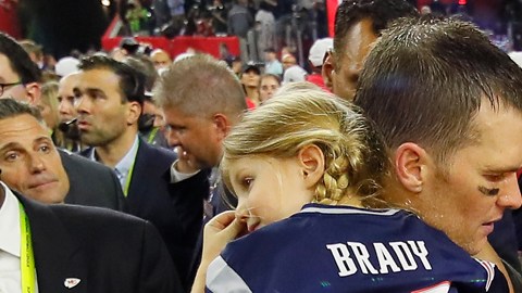 Tom Brady y Gisele Bündchen, tras la conquista de los Patriots del Super Bowl