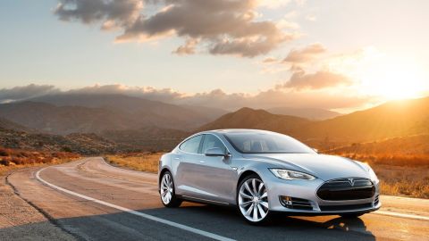 Tesla Model S 2013