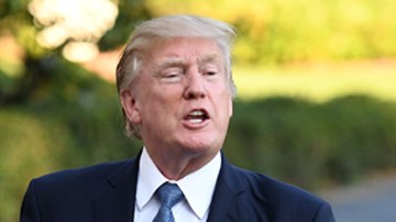 Alejandro Villanueva, de Steelers, es de los deportistas que apoyan a Donald Trump