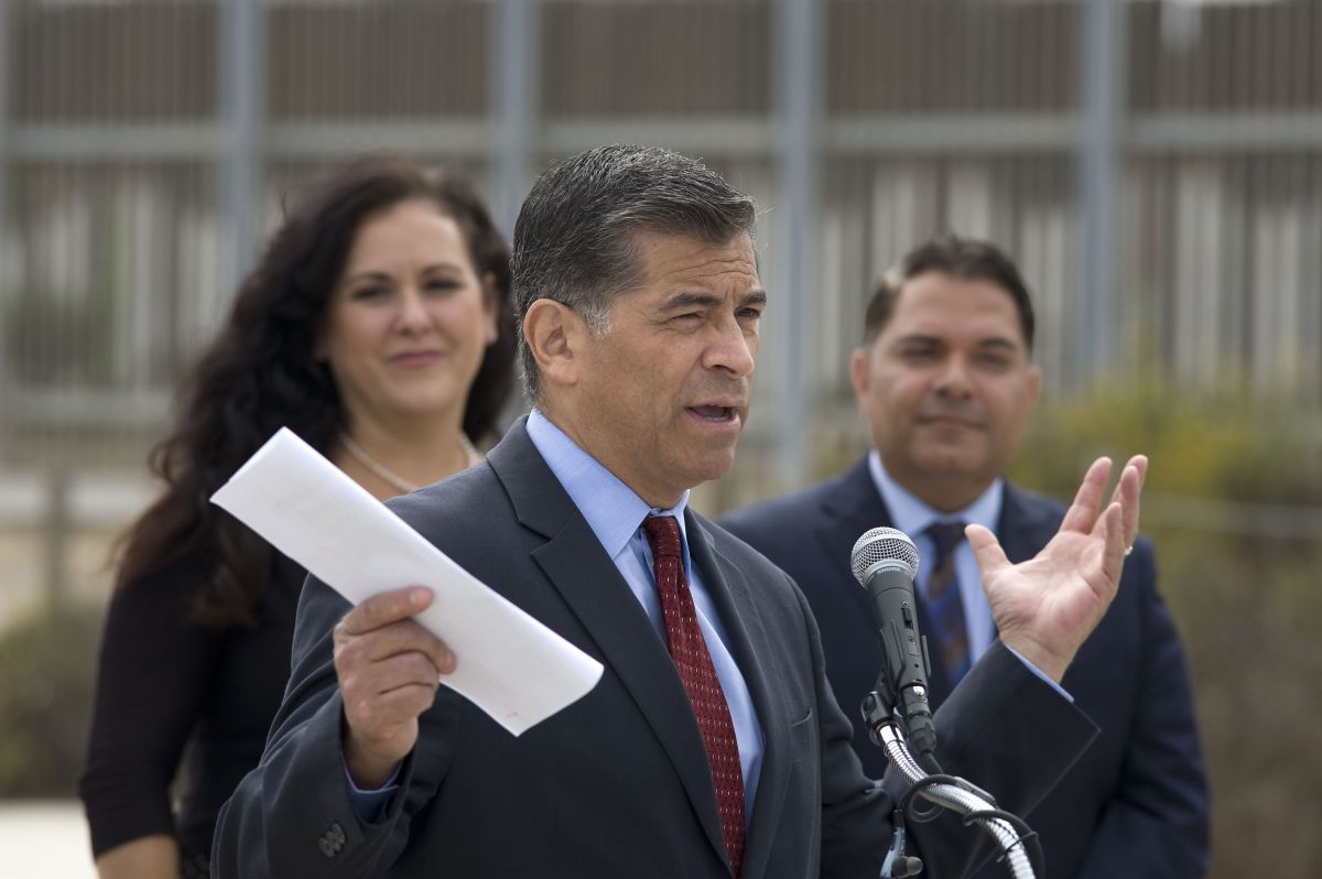 El fiscal general del estado de California, Xavier Becerra, es parte de una demanda de estados contra la nueva veda (Foto archivo)