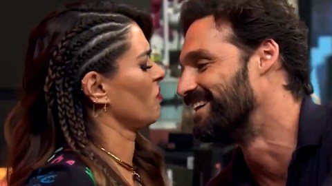 Galilea Montijo e Iván Sánchez durante la emisión del matutino "Hoy"