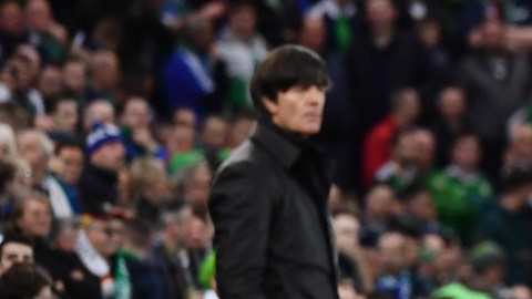 Michael O'Neill, técnico de Irlanda del Norte, fue multado por conducir en estado de ebriedad
