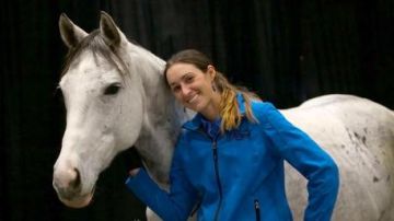 Lindsey Partridge y su caballo de carreras
