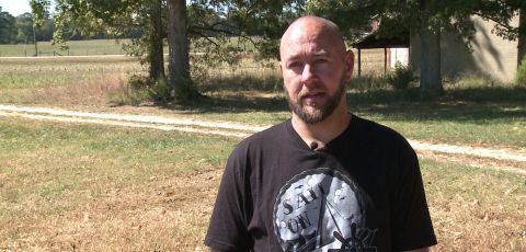 David Gecsey tuvo problemas con su identidad y le costó probar que no estaba muerto.