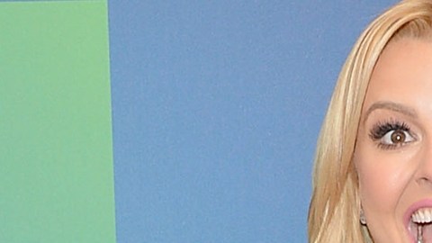 La actriz venezolana, Marjorie de Sousa, firmó contrato con Telemundo