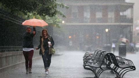 Las lluvias de Nate en Nueva Orleans, Louisiana.