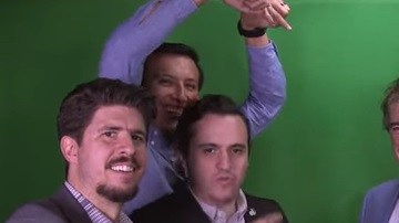 Ricardo La Volpe participó en el videoblog "Deportología"