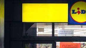 Jean era gerente en una tienda de los supermercados  Lidl en Barcelona.