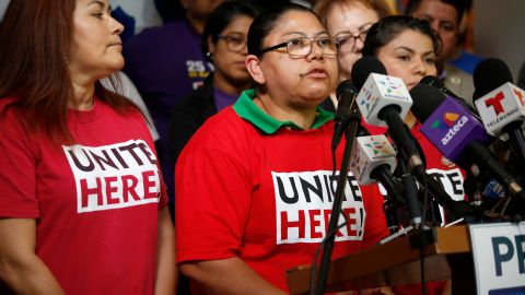 El sindicato de hoteles y restaurantes HERE en Los Angeles ha estado activamente abogando por la extensión del programa TPS ya que muchos de los trabajadores del ramo se verían afectados (Photo Aurelia Ventura/ La Opinion)
