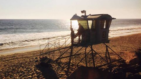 Las playas están abiertas con restricciones.