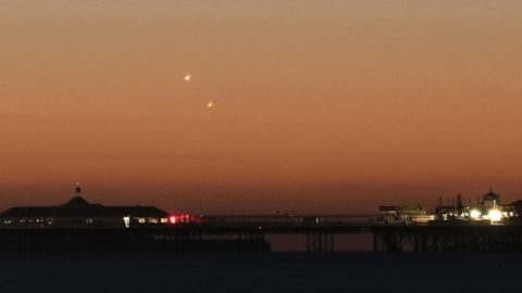 Venus y Júpiter
