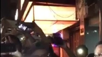 Alberto del Río estalló en llanto frente a los medios de comunicacón